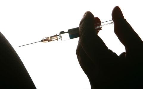 Nigeria führt einen 5-in-1-Meningitis-Impfstoff ein. - Foto: Ralf Hirschberger/dpa