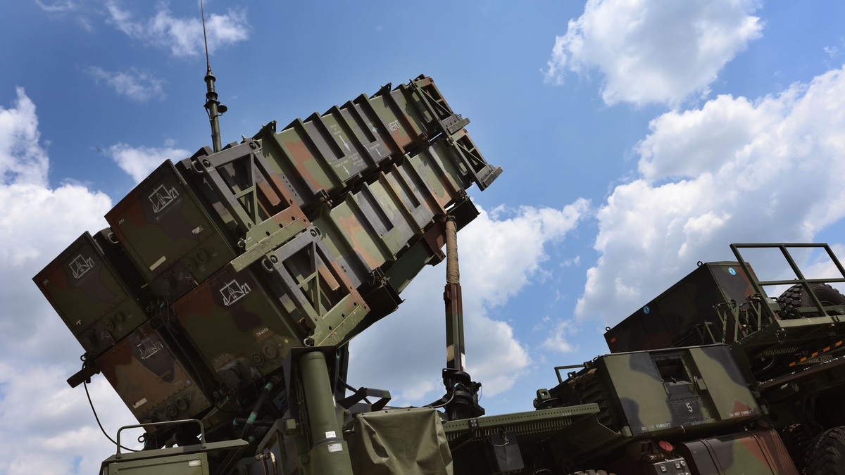 Startgerät des Flugabwehrraketensystems Patriot der Bundeswehr. - Foto: Karl-Josef Hildenbrand/dpa