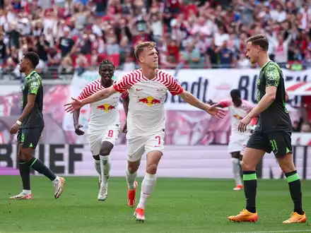 Trainer Marco Rose steht in der Kritik aufgrund der mäßigen Leipziger Saison. - Foto: Jan Woitas/dpa