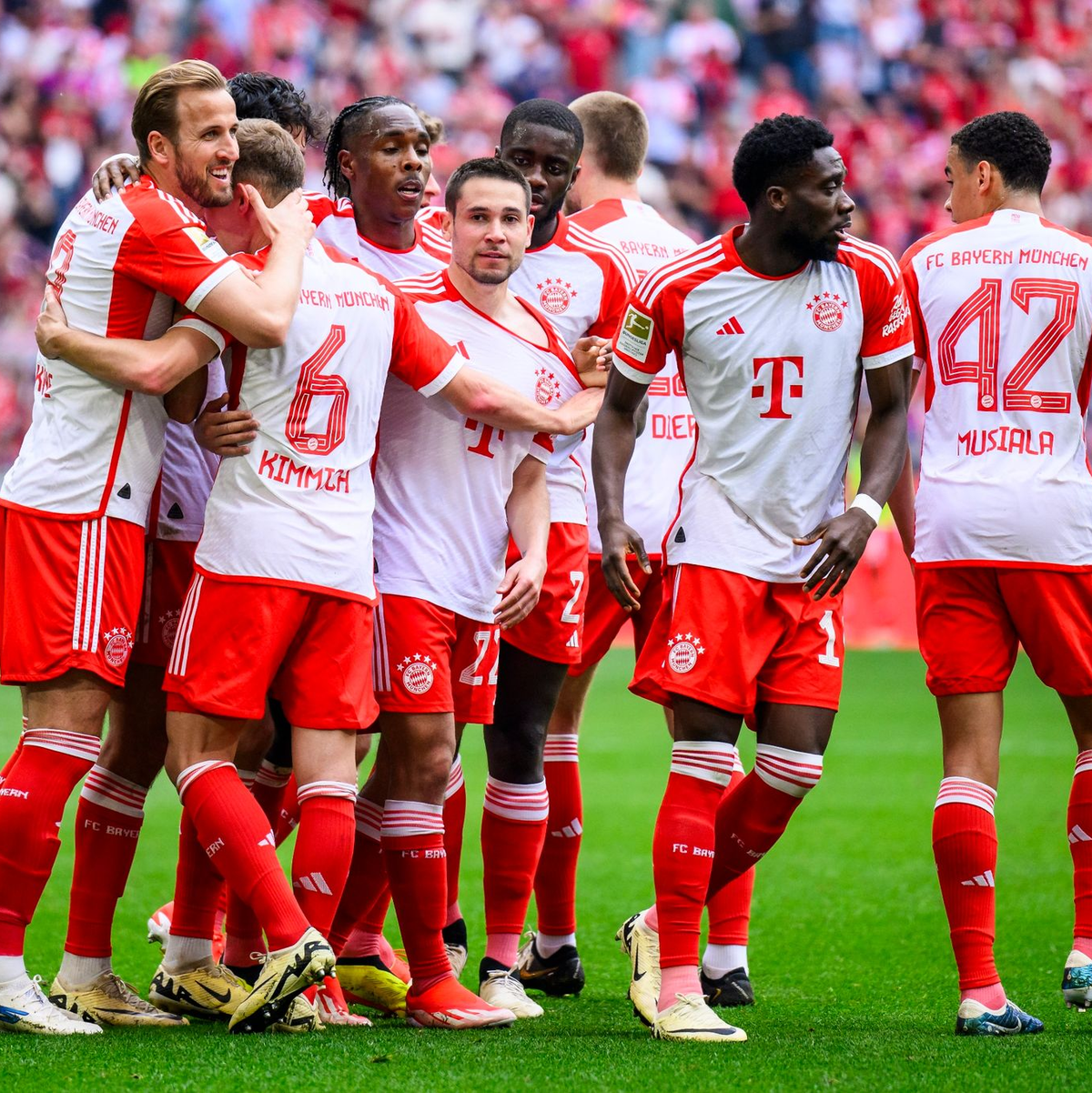 Die Bayern konnten die Titel-Entscheidung erst einmal vertagen. - Foto: Tom Weller/dpa