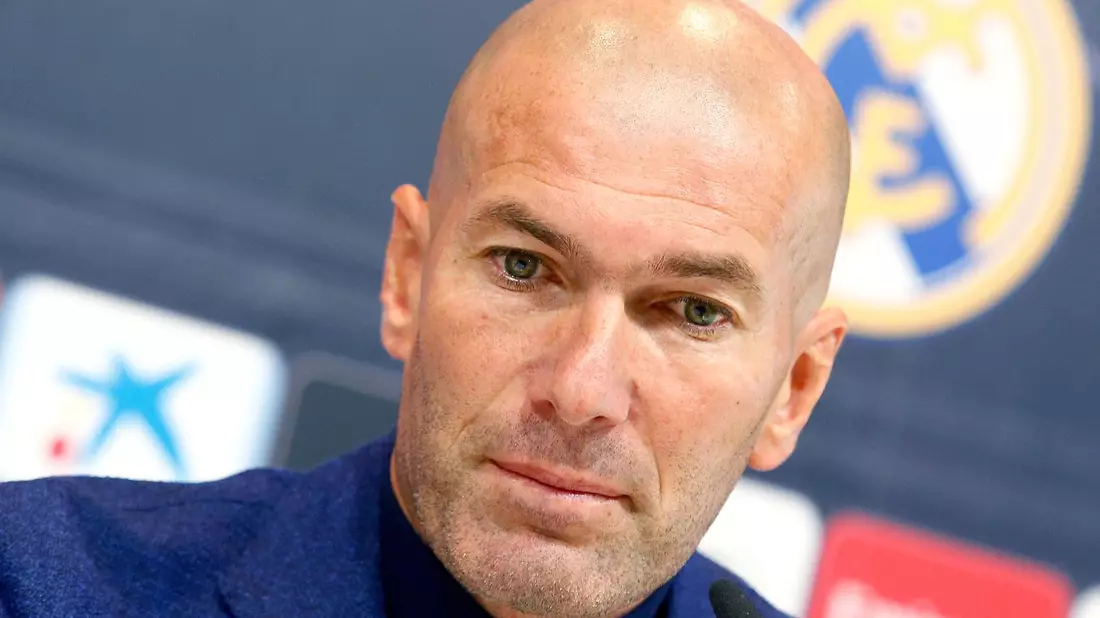 Der FC Bayern soll Kontakt zu Zinédine Zidane aufgenommen haben. - Bild: Gtres/gtres/dpa