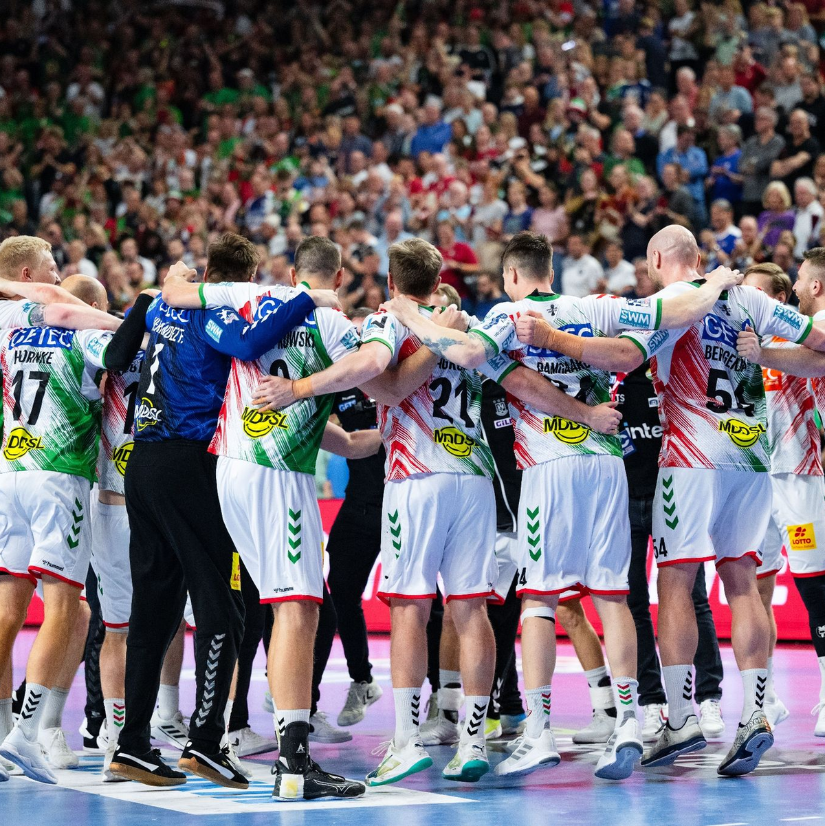 Der SCM darf nach dem Pokalsieg weiter vom Triple träumen. - Foto: Marius Becker/dpa