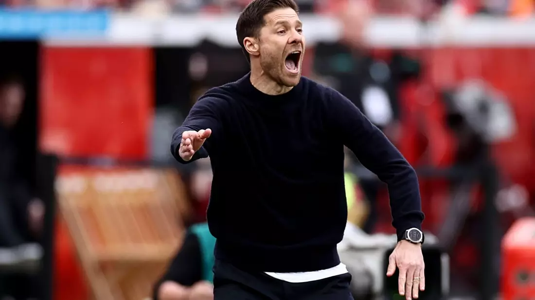 Meister-Trainer Xabi Alonso setzte auch gegen Werder auf Rotation. - Bild: Rolf Vennenbernd/dpa