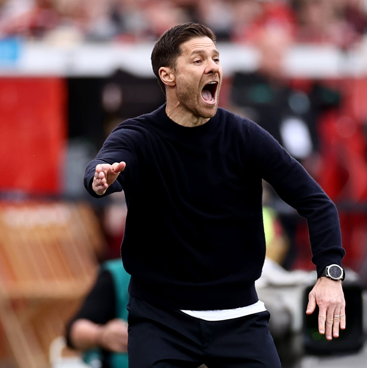 Meister-Trainer Xabi Alonso setzte auch gegen Werder auf Rotation. - Foto: Rolf Vennenbernd/dpa