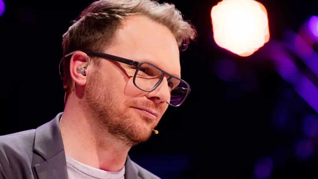 «Leverkusen ist meine Heimat, ich liebe sie»: Komiker Ralf Schmitz. - Bild: Rolf Vennenbernd/dpa