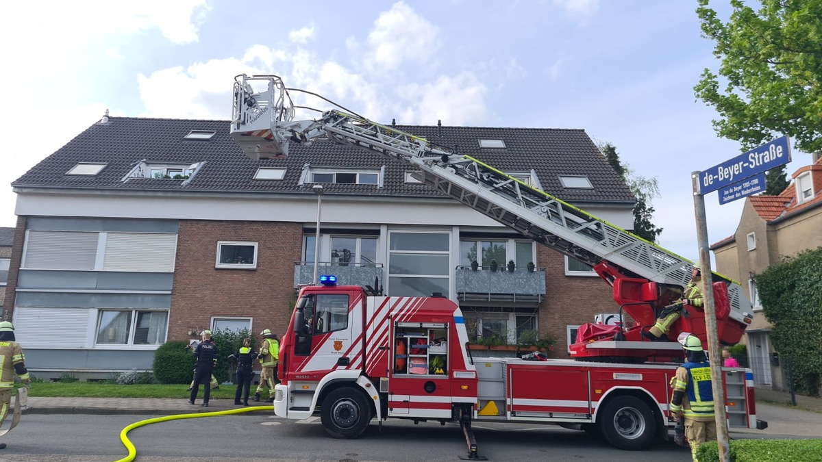 FW-KLE: Zimmerbrand an der Sackstraße - Foto: presseportal.de