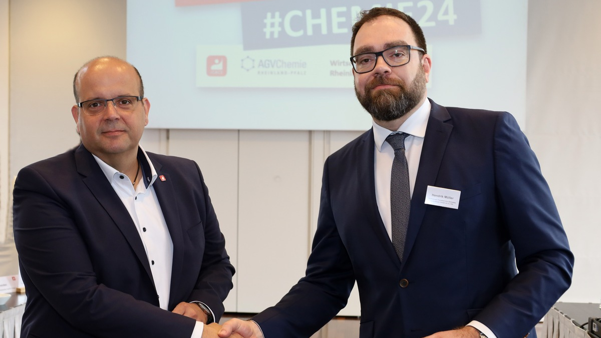 Chemie-Tarifrunde: Standort schützen in schwerer Strukturkrise - Foto: presseportal.de