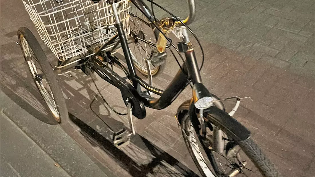 POL-BOR: Gronau - Dreirad bleibt nach Unfall zurück - Bild: presseportal.de