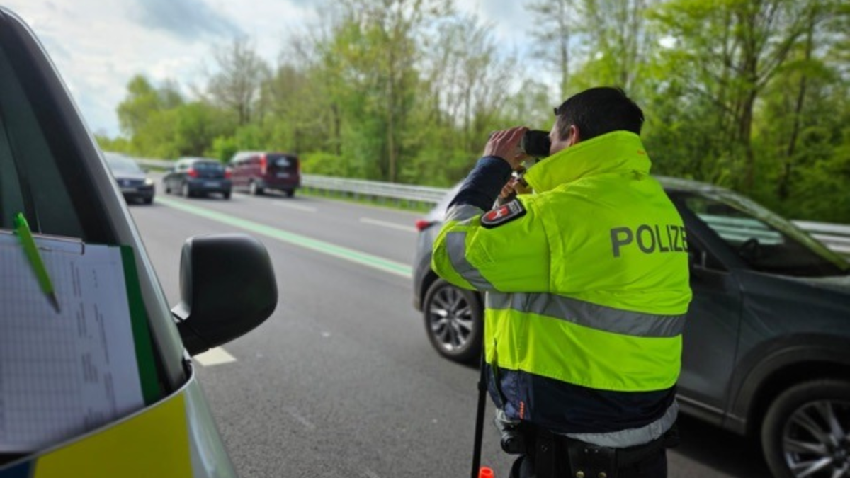 POL-WHV: Geschwindigkeitskontrollen auf der B210 - Foto: presseportal.de