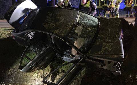 FW-ROW: Drei Verletzte bei Verkehrsunfall in Zeven / Hofkoh - Foto: presseportal.de