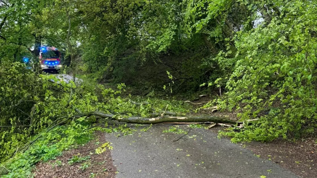 FW-EN: Wetter - ungemütliche Wetterlage bringt der Feuerwehr Wetter (Ruhr) vier Einsätze - Bild: presseportal.de