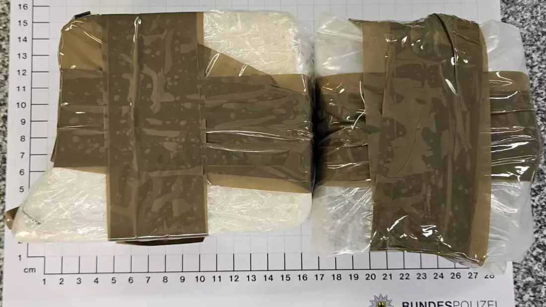 BPOL NRW: Bundespolizei stellt über 1kg Drogen im Hauptbahnhof Gelsenkirchen sicher - Bild: presseportal.de
