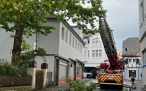 FW Bad Honnef: Sturmböen sorgen für 13 Einsätzen der Feuerwehr - Foto: presseportal.de