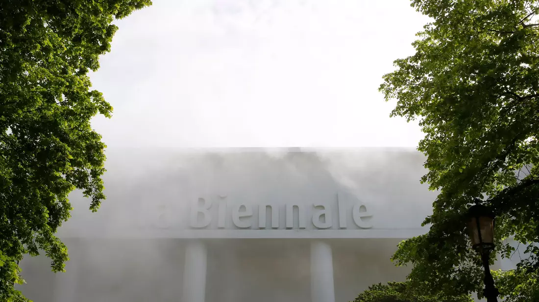 Die Kunstbiennale in Venedig wird am Samstag eröffnet. - Bild: Antonio Calanni/AP/dpa
