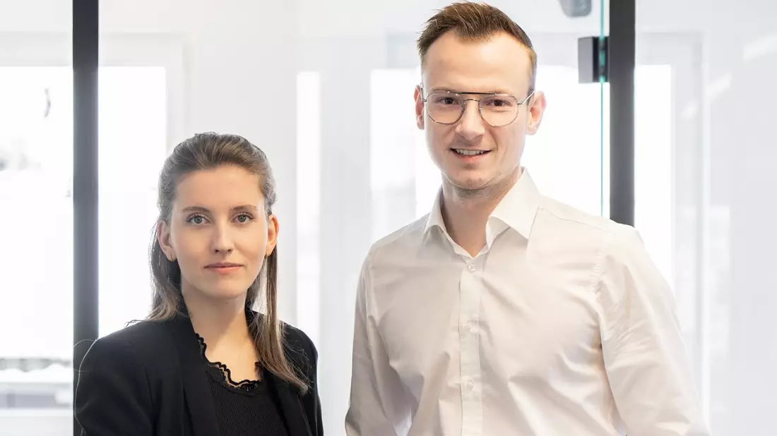 Julian Mayrbäurl & Laura Fendrich: Digitales Recruiting für die Ingenieure der Zukunft - Bild: presseportal.de