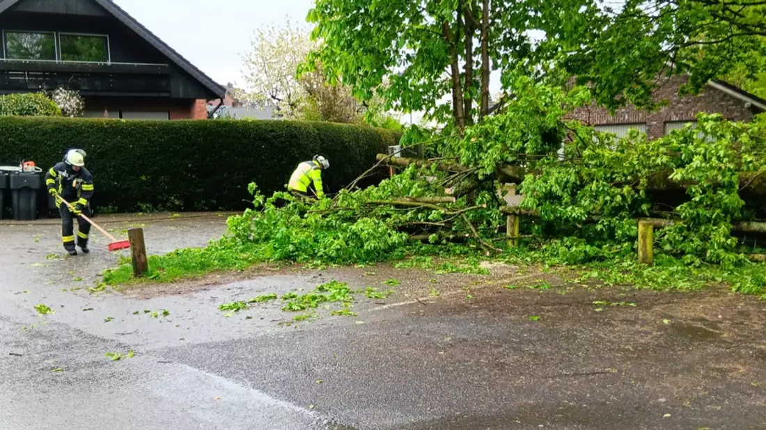 FFW Schwalmtal: Sturmböen ziehen kurzzeitig über Schwalmtal - Bild: presseportal.de