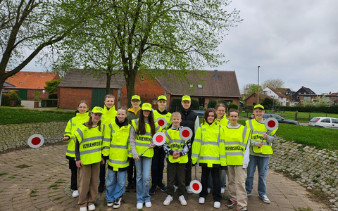 POL-DH: --- Weyhe-Leeste - Neue Schülerlotsen ---- - Foto: presseportal.de