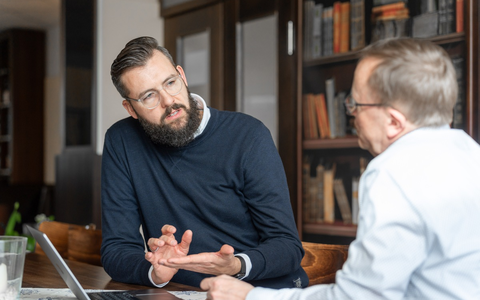 Experte warnt vor Social-Recruiting: Eine kritische Analyse von Thomas Philipzig für die Logistik- und Produktionsbranche - Foto: presseportal.de