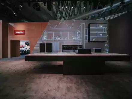 Zurück auf der Eurocucina - Miele zeigt intuitives Standkonzept für die Sinne - Foto: presseportal.de