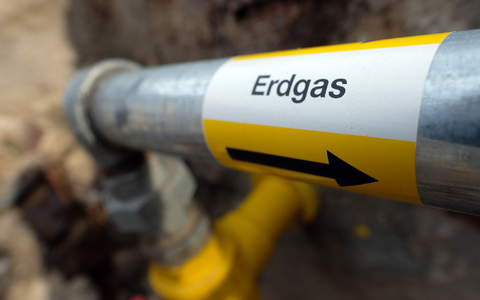 Experten bezweifeln die Wirksamkeit von Ausgleichsmaßnahmen beim «klimaneutralen Erdgas». - Foto: Sebastian Willnow/dpa