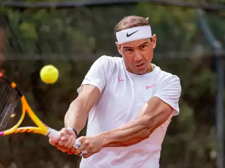 Wegen einer langwierigen Hüftverletzung nach den Australian Open im Januar 2023 hatte Rafael Nadal alle Turnier-Teilnahmen abgesagt. - Foto: Eric Renom/LaPresse via ZUMA Press/dpa