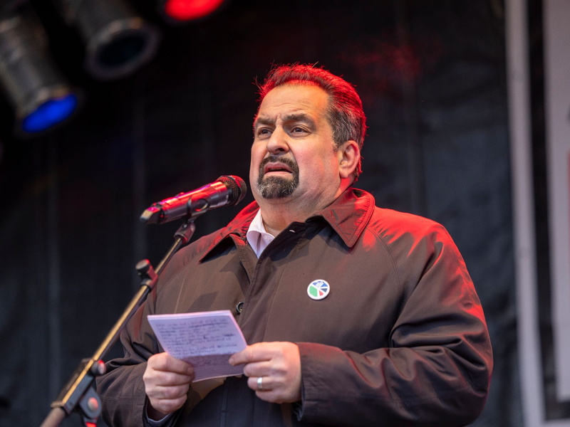 Die Passage im CDU-Grundsatzprogramm sei «ein weiterer Versuch der Christlich Demokratischen Union in trüben Gewässern zu fischen, um Muslime zu stigmatisieren», sagt der Zentralrats-Vorsitzende Aiman Mazyek. - Foto: Thomas Banneyer/dpa