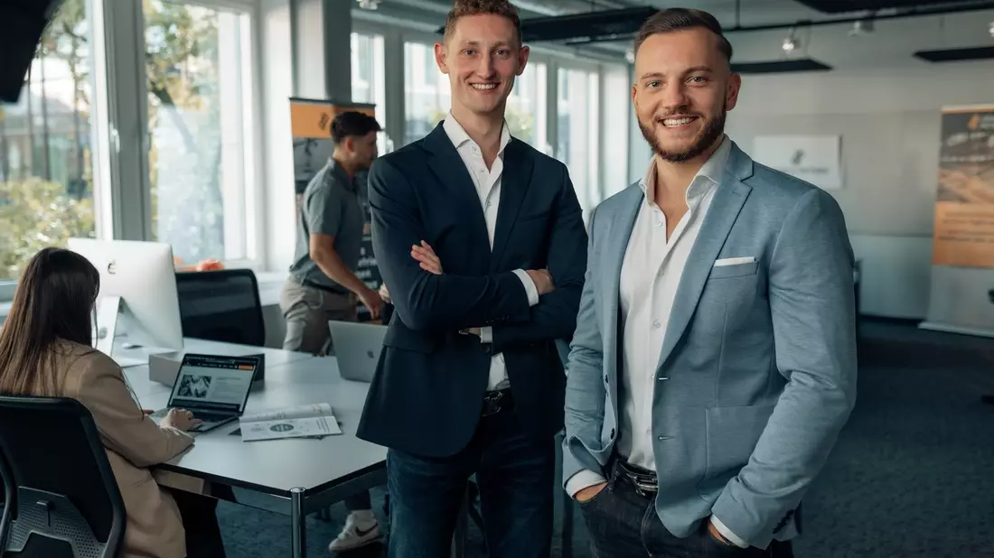 Nachhaltige Mitarbeiterbindung für den Mittelstand - Julian Jehn von der Jehn & Peters GmbH verrät, welche Methoden wirklich sinnvoll sind - Bild: presseportal.de