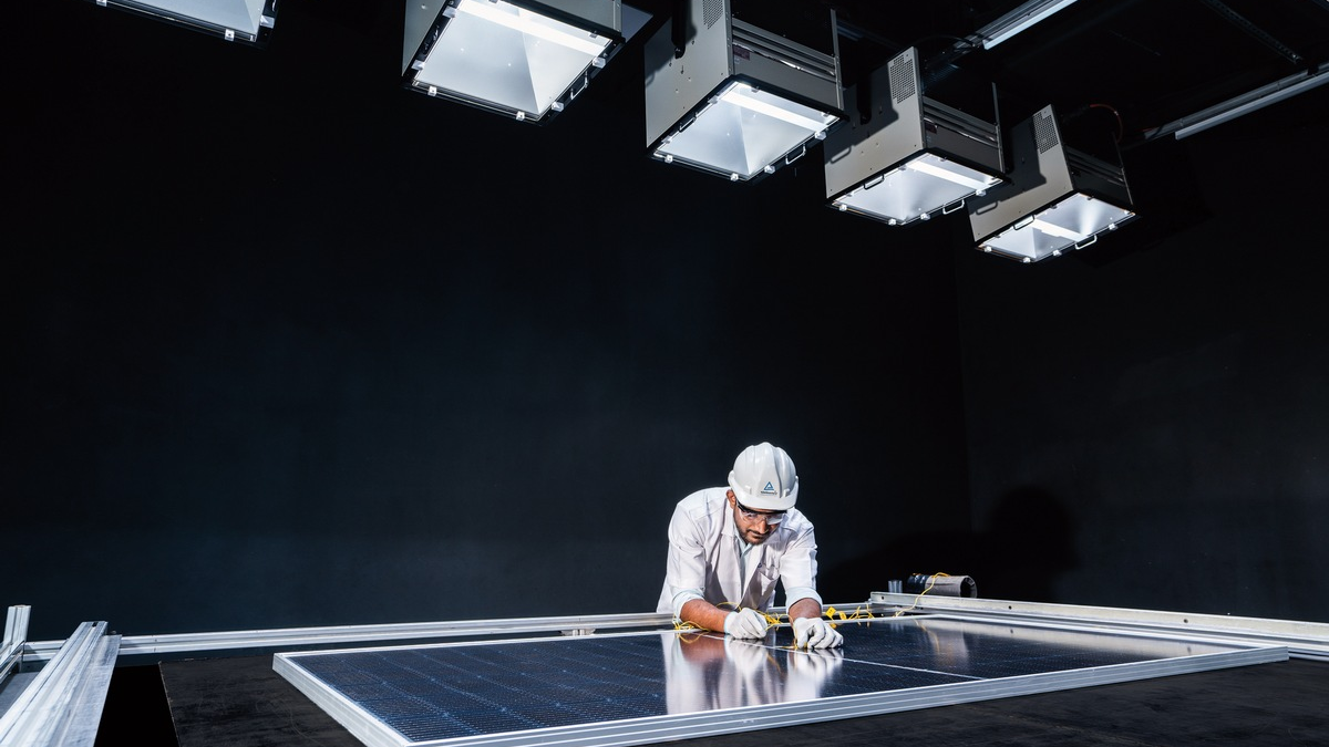 TÜV Rheinland auf Wachstumskurs: Rekordjahr bei Unternehmenszukäufen und Umsatz - Foto: presseportal.de