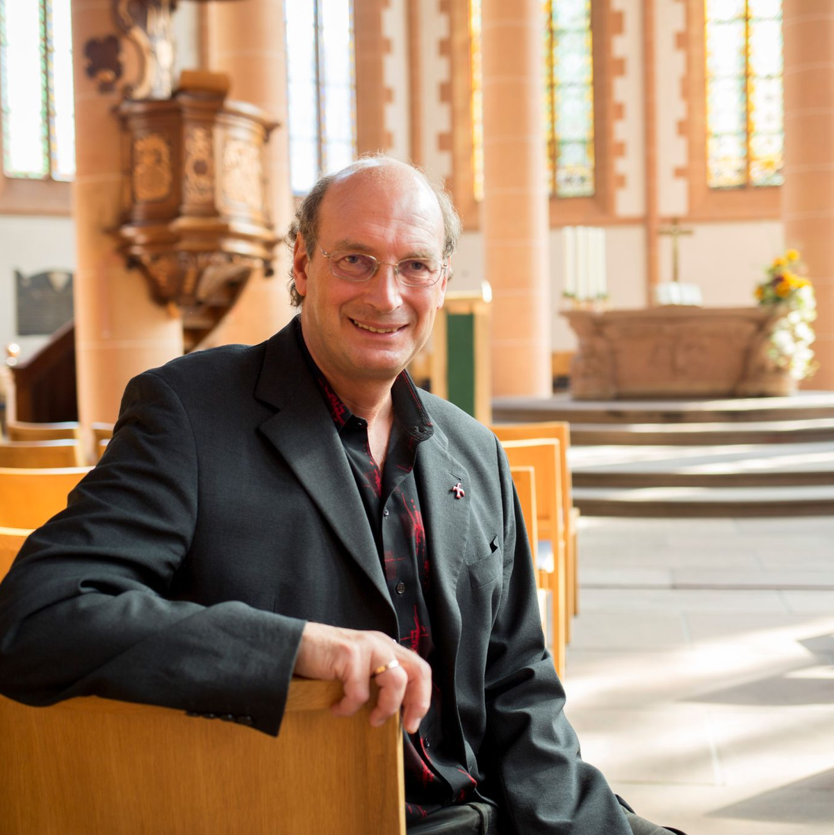 Pfarrer Vincenzo Petracca: «Ich bin ziemlich geflasht und überrascht. Mit dieser Resonanz hatte ich nicht gerechnet.» - Foto: -/Vincenzo Petracca/dpa