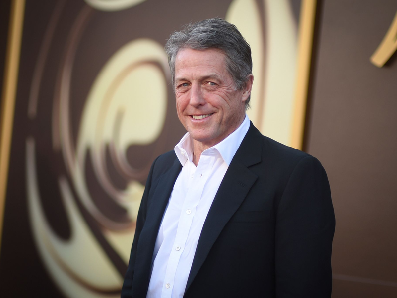 Hugh Grant prangert seit Langem die einst bei britischen Boulevardmedien verbreiteten illegalen Methoden der Informationsbeschaffung an. - Foto: Richard Shotwell/Invision/AP/dpa
