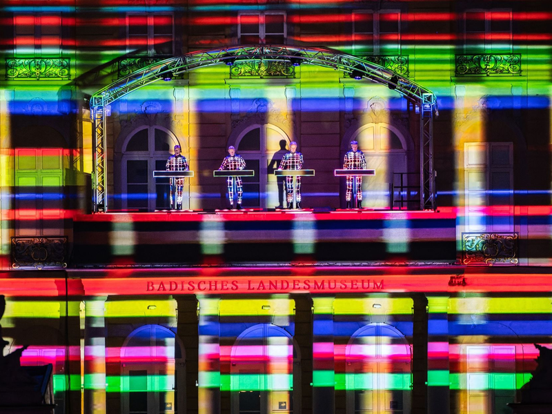 Kraftwerk spielt Mitte September in Dresden das einzige Deutschland-Konzert in diesem Jahr. - Foto: Uli Deck/dpa
