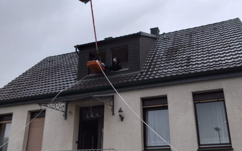 FW-EN: Wetter - Feuerwehr unterstützt dreimal den Rettungsdienst und wird zu zwei Brandmeldeanlagen alarmiert - Foto: presseportal.de