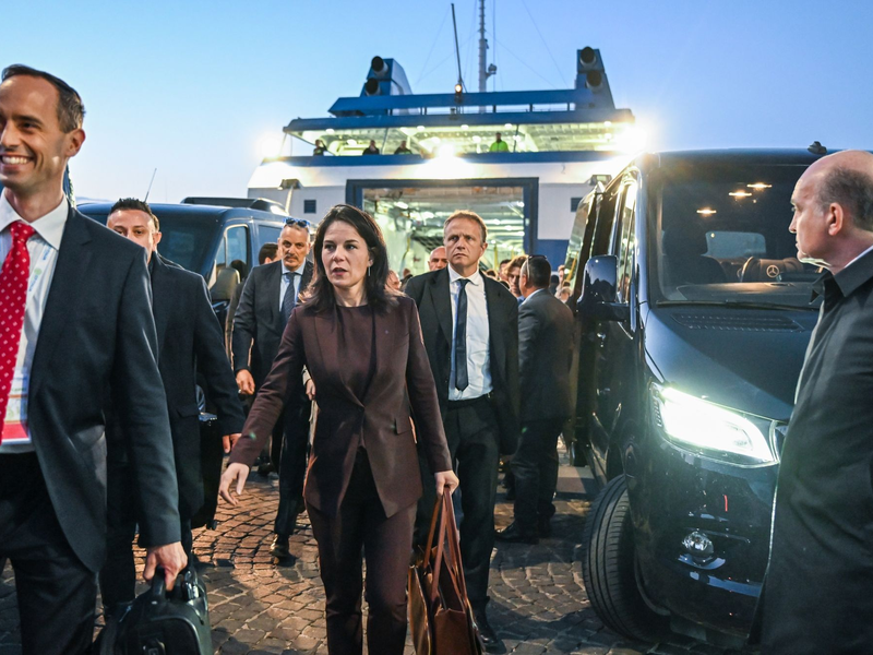 Mit Spannung wird erwartet, was in der Abschlusserklärung der G7 zu den Kriegen in der Ukraine und Nahost gesagt wird. - Foto: Britta Pedersen/dpa