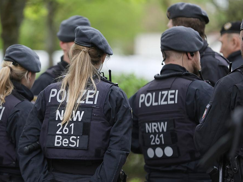 Polizisten (Archiv) - Foto: über dts Nachrichtenagentur