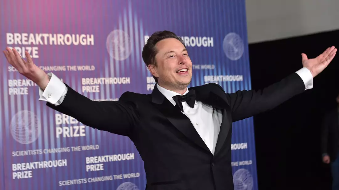 Nach dem Plan von 2018 konnte Elon Musk in zwölf Schritten Aktienoptionen mit einem maximalen Wert von damals bis zu 55,8 Milliarden Dollar bekommen. - Bild: Jordan Strauss/Invision/AP/dpa