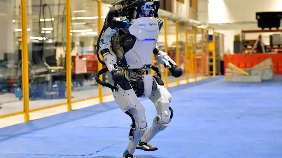 Der wohl bekannteste humanoide Roboter der Welt bekommt ein Upgrade. - Bild: Josh Reynolds/AP/dpa