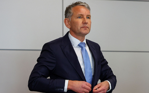 Björn Höcke im Gerichtssaal im Landgericht Halle. - Foto: Fabrizio Bensch/Reuters/Pool/dpa