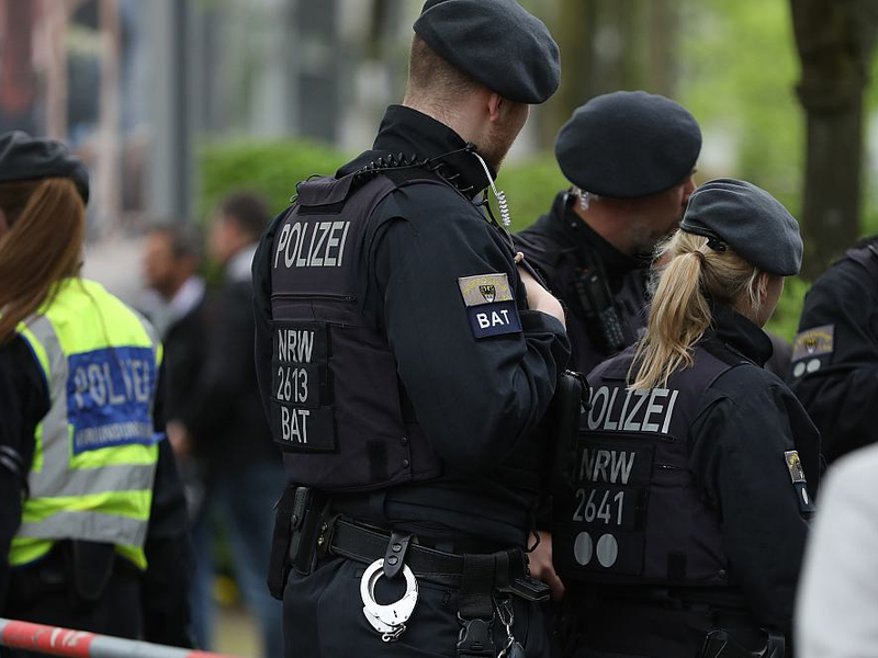 Polizisten (Archiv) - Foto: über dts Nachrichtenagentur