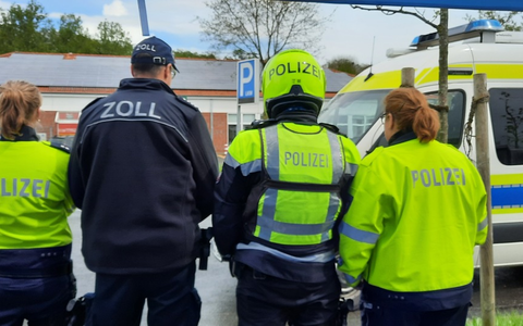 POL-COE: Kreis Coesfeld, Kreisgebiet / Ein Verkehrseinsatz mit einem kleinen Sondereinsatz - Foto: presseportal.de