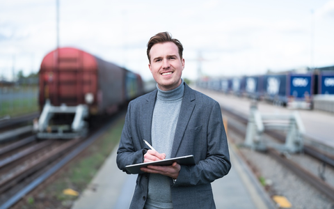 Wissenschaftlich fundiert: Wie Julian Mannott mit einem ganzheitlichen Ansatz Fachkräfte für mittelständische Unternehmen gewinnt - Foto: presseportal.de