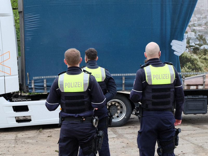 POL-RBK: Rheinisch-Bergischer Kreis - Bilanz zur Kontrollaktion sicher mobil leben - Güterverkehr im Blick - Foto: presseportal.de