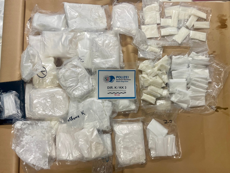 POL-SU: Durchsuchungen der Polizei im Rhein-Sieg-Kreis/Tatverdächtige festgenommen und Betäubungsmittel sichergestellt - Foto: presseportal.de