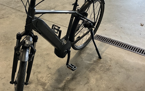 POL-GÖ: (148/2024) In leerstehendem Appartement entdeckt und sichergestellt: Polizei Göttingen sucht Eigentümer von zwei hochwertigen Kalkhoff-E-Bikes - Foto: presseportal.de