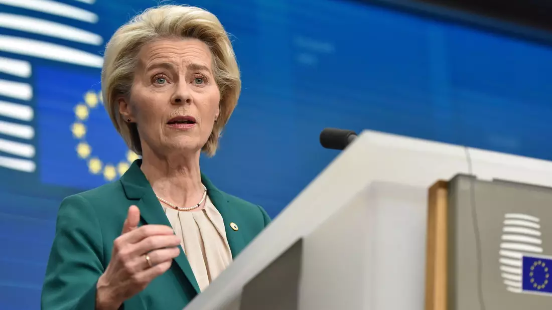 Die Präsidentin der Europäischen Kommission: Ursula von der Leyen. - Bild: Harry Nakos/AP/dpa
