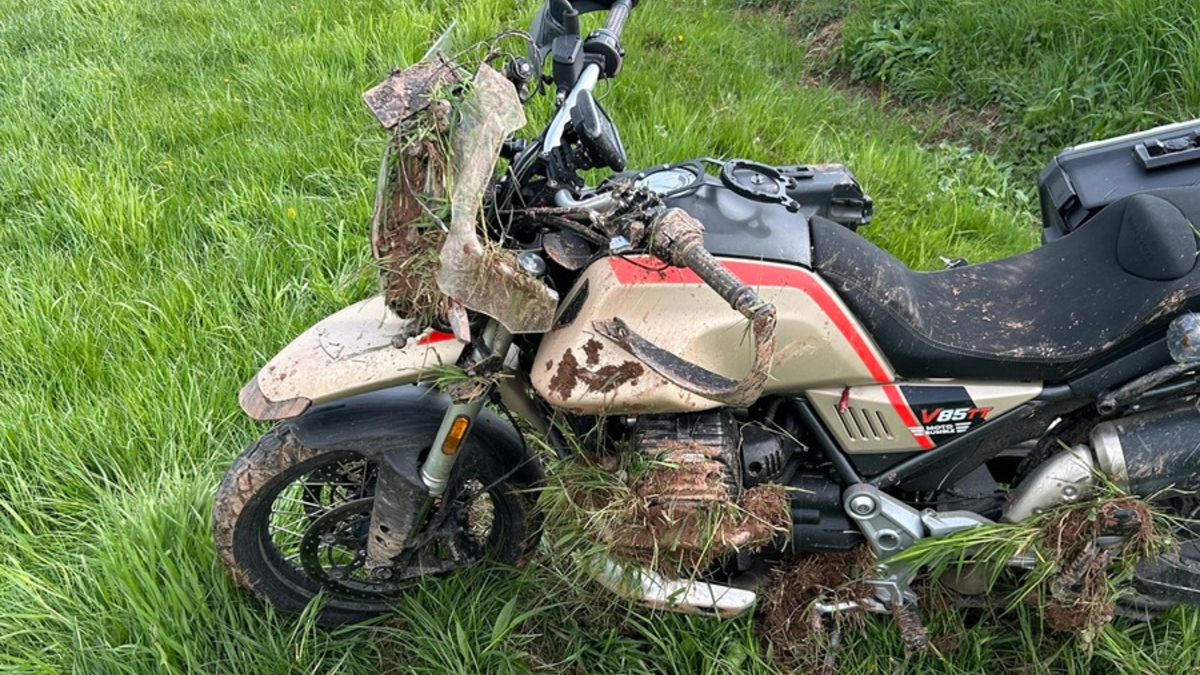 POL-PDWIL: Verkehrsunfall mit verletztem Kradfahrer - Foto: presseportal.de