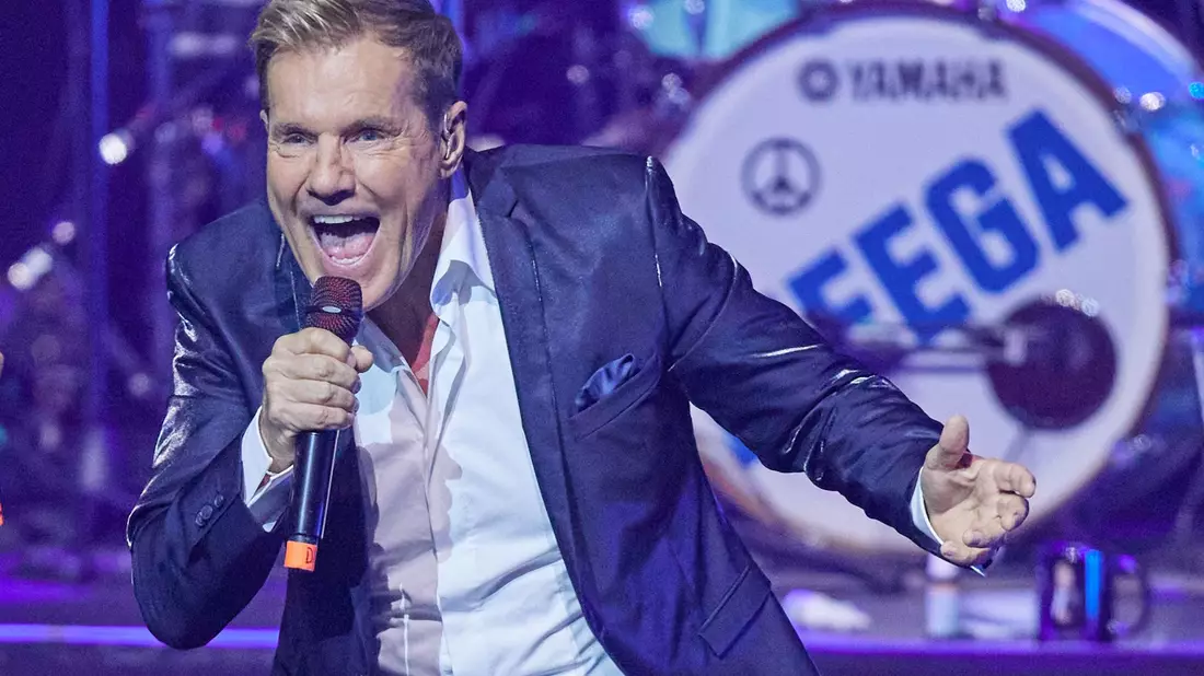 Dieter Bohlen hier bei einem Konzert zu seinem 70. Geburtstag im Theater am Potsdamer Platz. - Bild: Jörg Carstensen/dpa