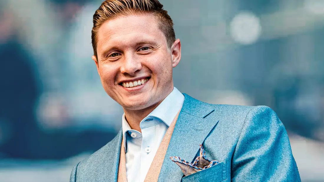 Per Jobwechsel die eigene Karriere vorantreiben? / Münchner Headhunter Dominik Roth verrät, wie das gelingt - Bild: presseportal.de