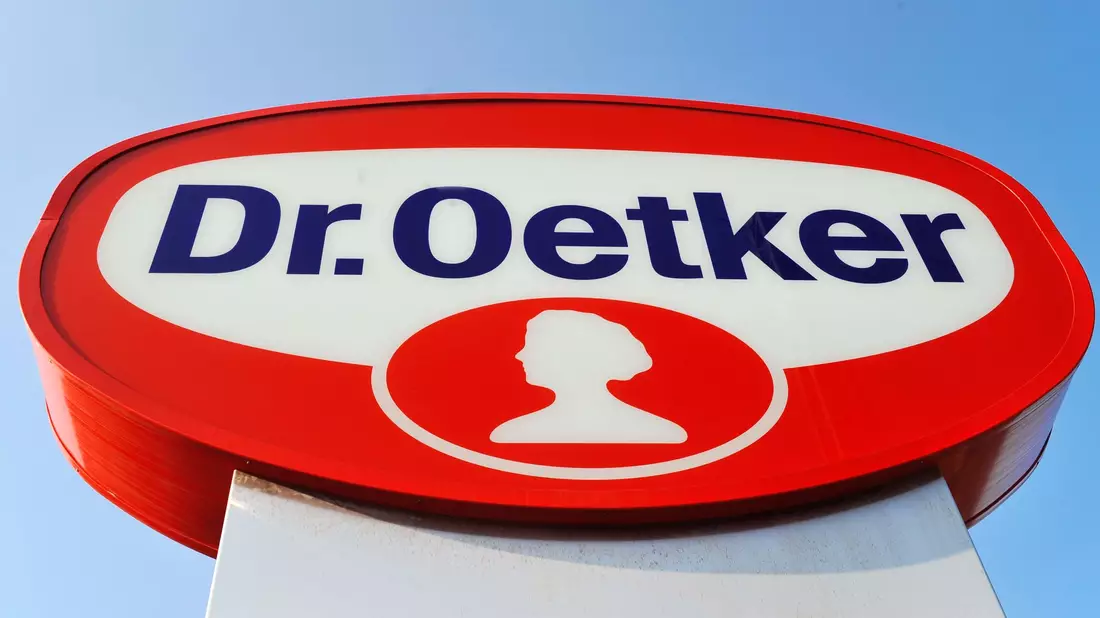 Für 2024 geht Dr. Oetker für seine Lebensmittelsparte von einem weiteren Umsatzwachstum aus. - Bild: Bernd Thissen/dpa
