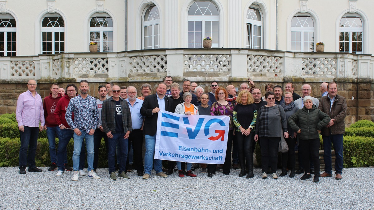 EVG-NRW: Landesvorstand warnt vorm Tod auf Raten der Verkehrswende - Keine Verkehrswende ohne Bahn - Foto: presseportal.de