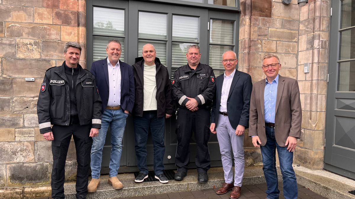 POL-SZ: Pressemitteilung des Polizeikommissariats Wolfenbüttel vom 19.04.2024: Polizeistation Börßum unter neuer Leitung - Foto: presseportal.de